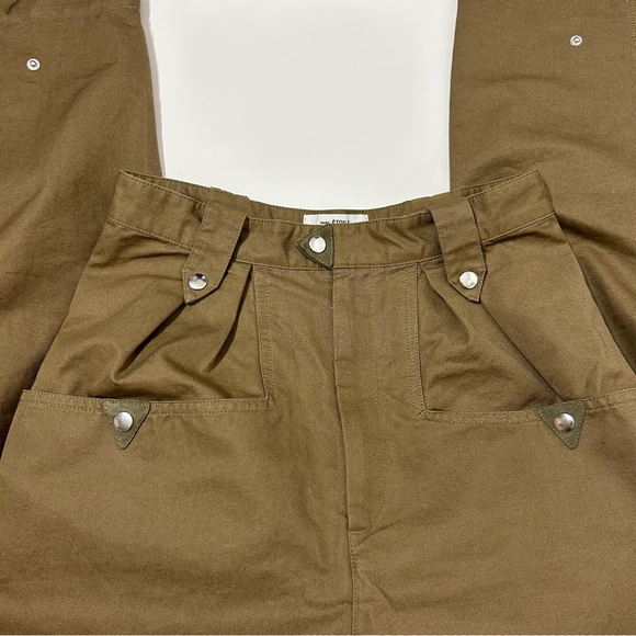 ISABEL MARANT
HIGH-WAISTED MOM PANTS WITH SNAP BUTTONS (size 4) - Picture 2 of 12